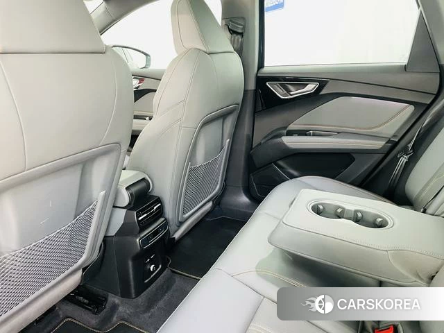 Audi Q4 e-tron 2024 Синий из Китая, фото 5