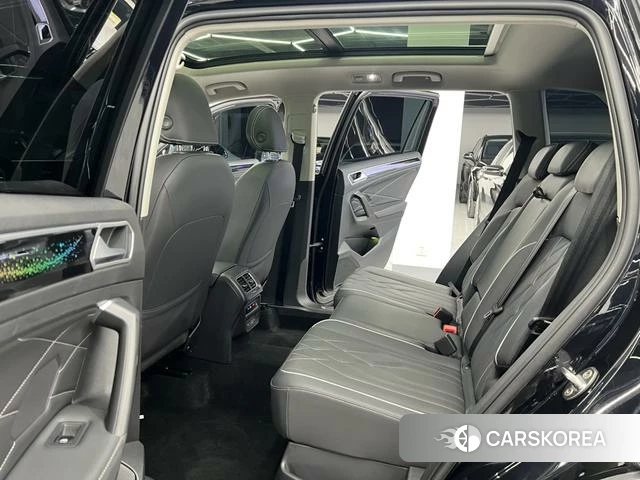 Volkswagen Tiguan L 2022 Черный из Китая, фото 5