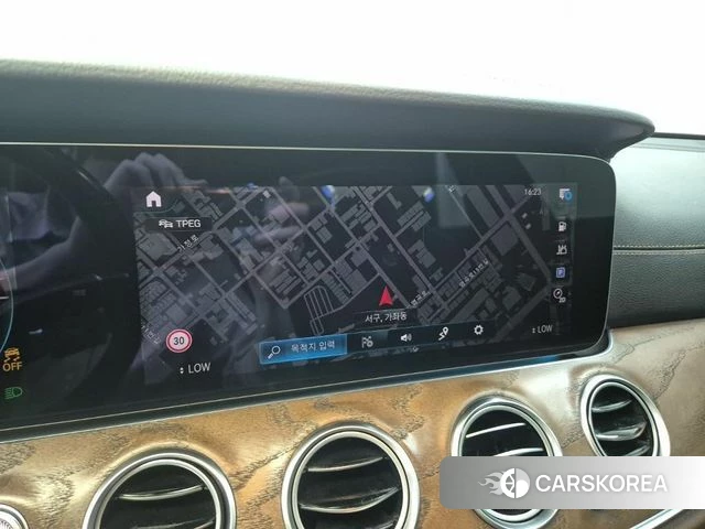 Mercedes-Benz E-Class W213 2022 Черный из Кореи, фото 5