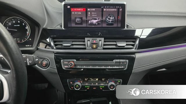 BMW X1 (F48) 2022 Черный из Кореи, фото 5