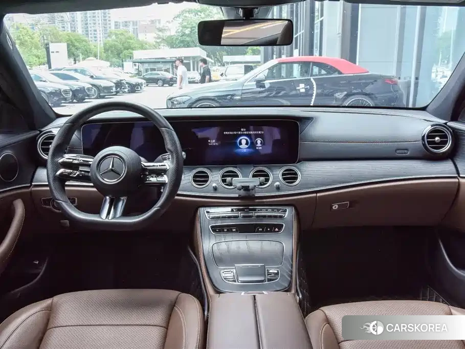 Mercedes-Benz E-Class 2022 Белый из Китая, фото 5