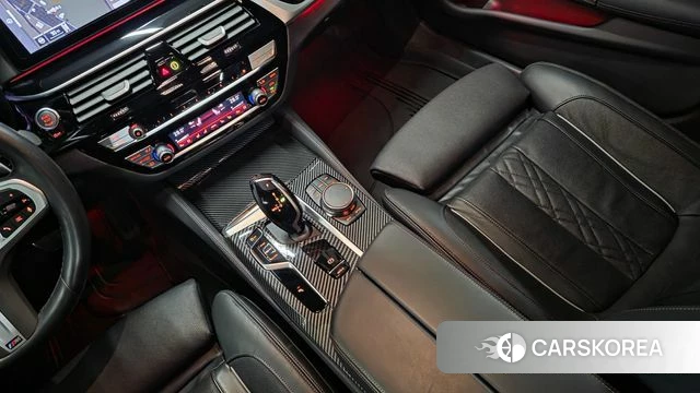 BMW 5 Series (G30) 2022 Черный из Кореи, фото 5