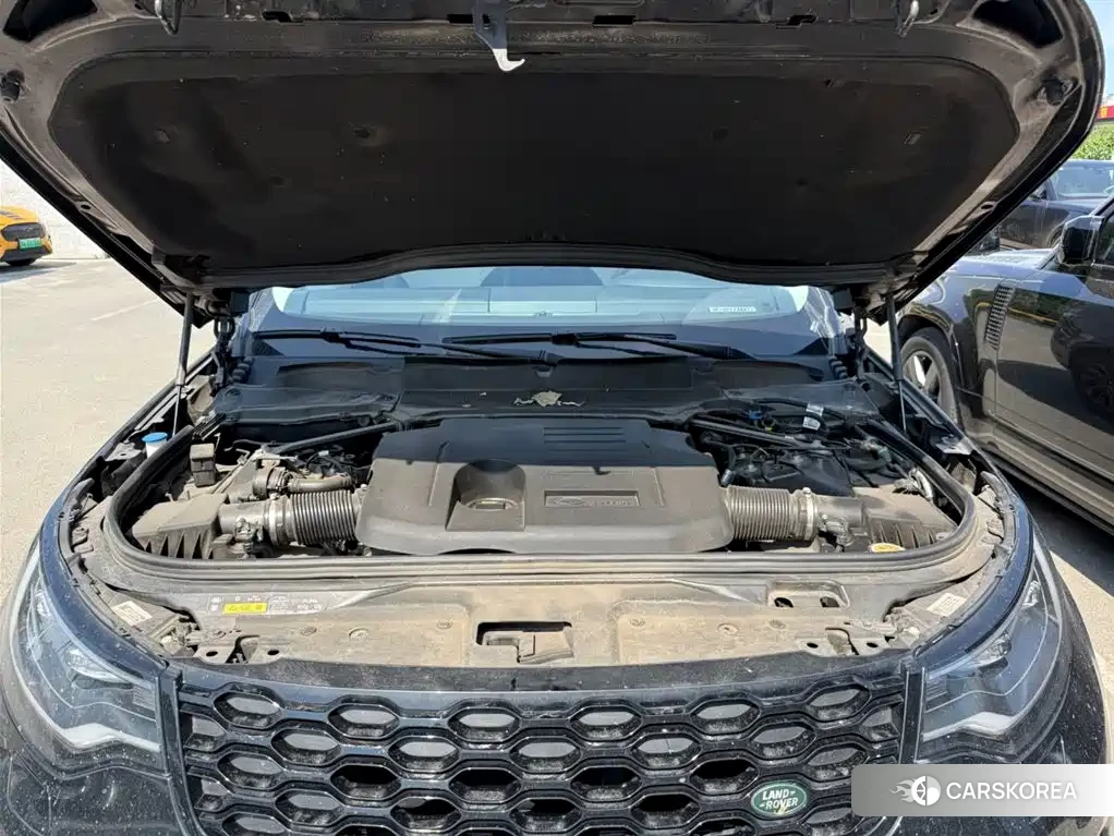 Land Rover discover 2023 Черный из Китая, фото 5