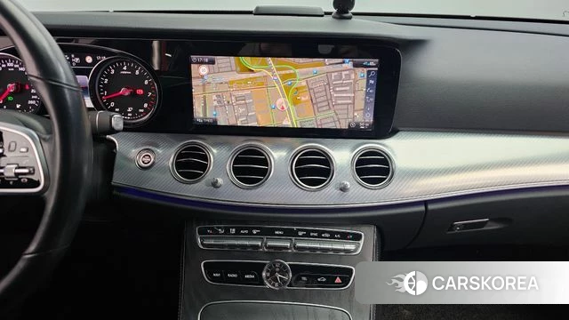 Mercedes-Benz E-Class W213 2020 Серый из Кореи, фото 5