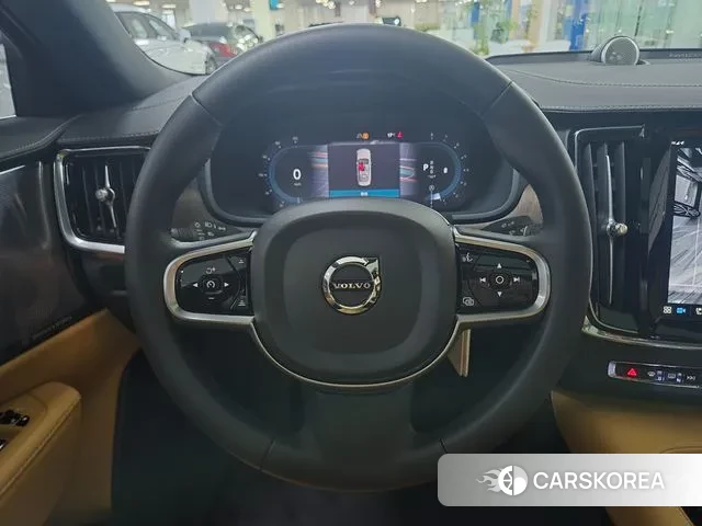Volvo S90 2024 Серый из Кореи, фото 5