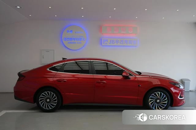 Hyundai Sonata Hybrid (DN8) 2021 Красный из Кореи, фото 5
