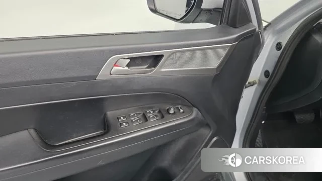 Ssangyong Rexton Sports 2018 Серебристо-серый из Кореи, фото 5