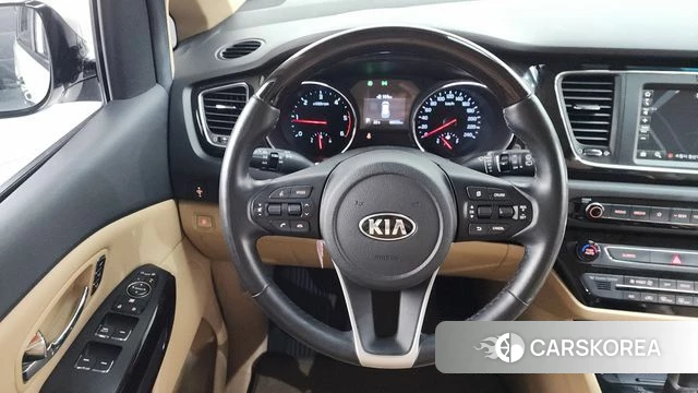 Kia The New Carnival 2018 Белый из Кореи, фото 5