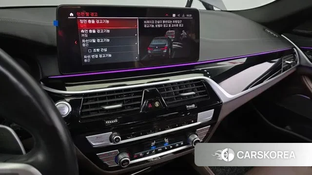 BMW 5 Series (G30) 2023 Черный из Кореи, фото 5