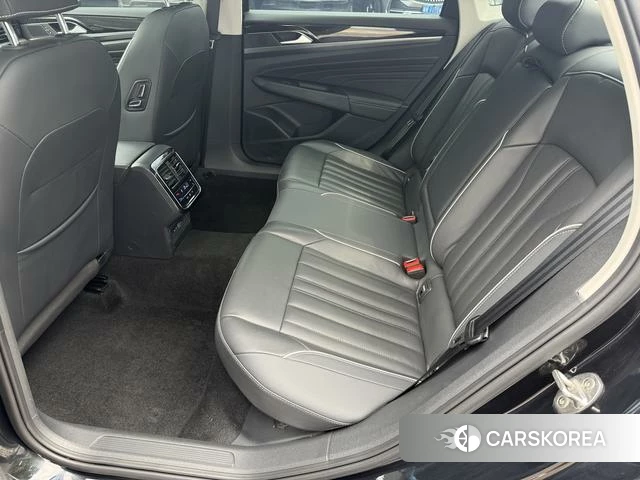 Volkswagen Passat 2023 Черный из Китая, фото 5