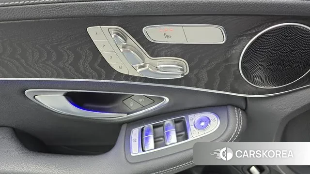 Mercedes-Benz C-Class W205 2019 Белый из Кореи, фото 5