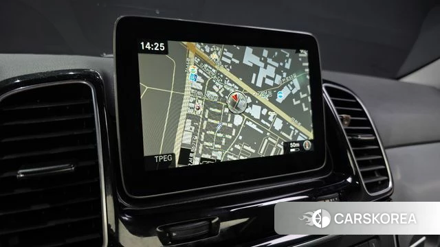 Mercedes-Benz GLE - Class W166 2018 Белый из Кореи, фото 5