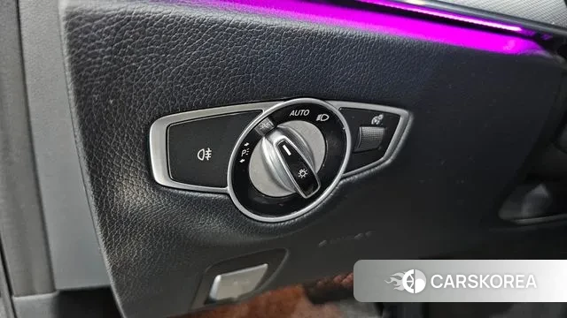 Mercedes-Benz E-Class W213 2018 Черный из Кореи, фото 5