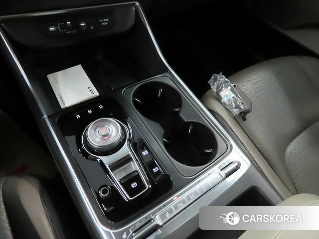 Kia The New Carnival 4th Generation 2023 Белый из Кореи, фото 5