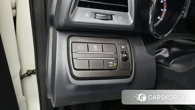 Ssangyong Tivoli Armor 2018 Белый из Кореи, фото 5