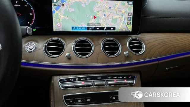 Mercedes-Benz E-Class W213 2021 Серый из Кореи, фото 5