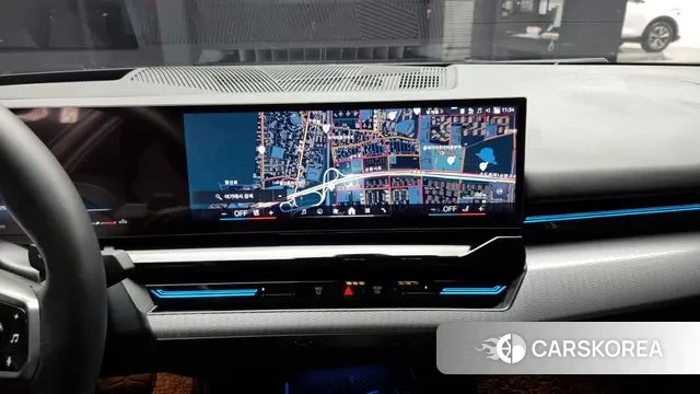 BMW 5 Series (G60) 2023 Белый из Кореи, фото 5