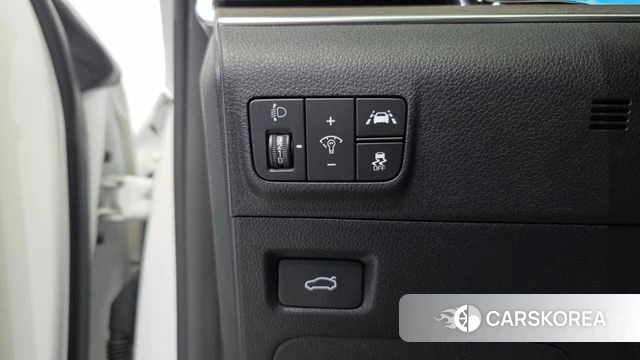 Kia K5 3rd generation 2023 Белый из Кореи, фото 5