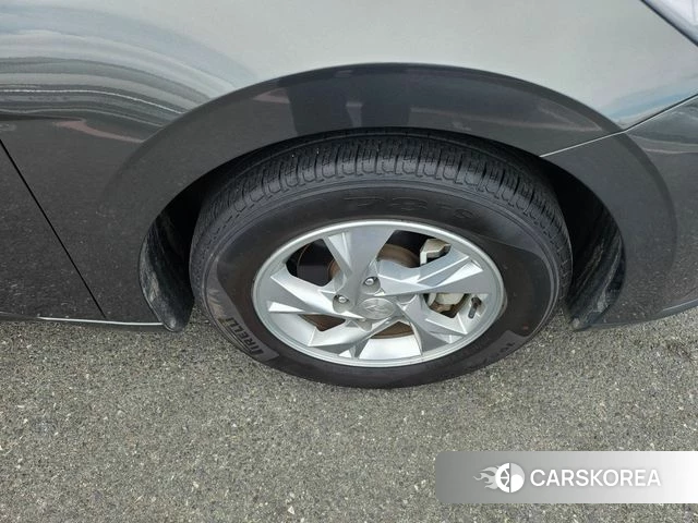 Hyundai Avante (CN7) 2022 Темно-зеленый из Кореи, фото 5