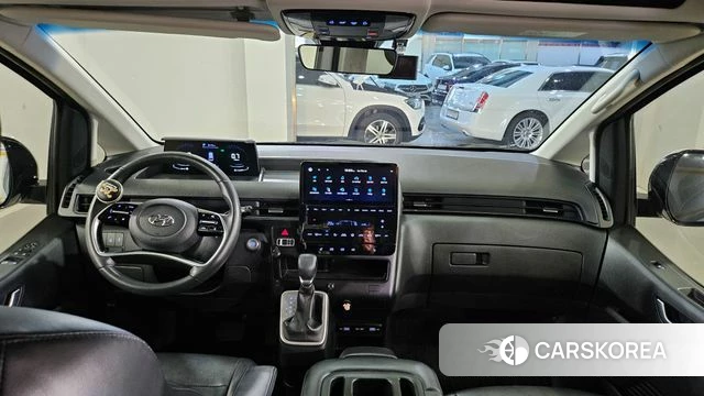 Hyundai Staria 2022 Белый из Кореи, фото 5