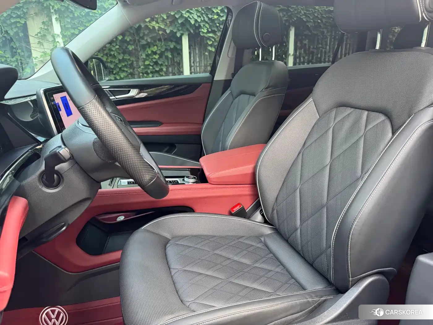 Volkswagen Touareg 2024 Черный из Китая, фото 5