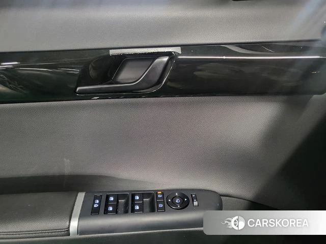 Hyundai Grandeur Hybrid (GN7) 2023 Черный из Кореи, фото 5