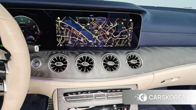 Mercedes-Benz E-Class W213 2022 Белый из Кореи, фото 5
