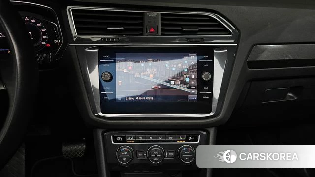 Volkswagen Tiguan Allspace 2020 Белый из Кореи, фото 5