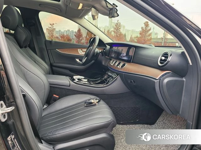 Mercedes-Benz E-Class W213 2020 Черный из Кореи, фото 5