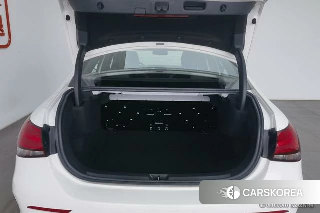 Mercedes-Benz Class A 2021 Белый из Китая, фото 5