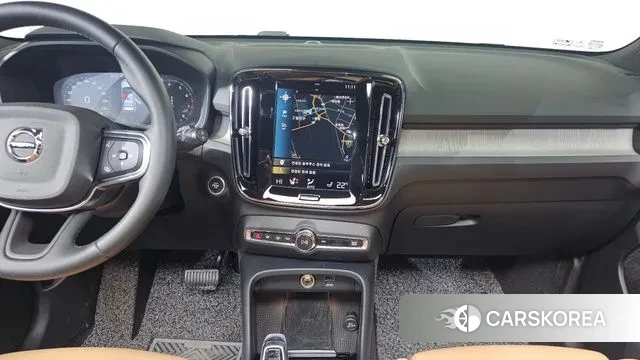 Volvo XC40 2022 Серый из Кореи, фото 5