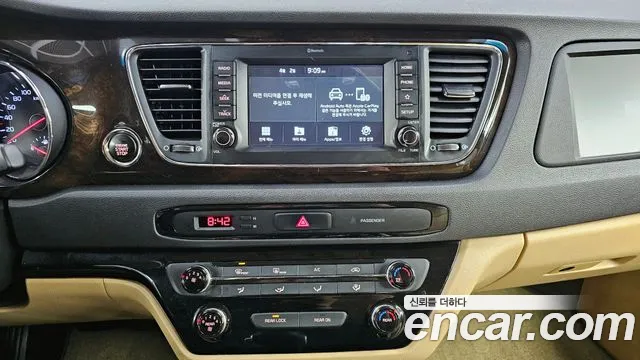 Kia The New Carnival 2019 Белый из Кореи, фото 5