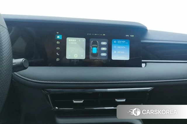 Roewe i5 2024 Темно-серый из Китая, фото 5