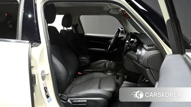 Mini Cooper 2022 Белый из Кореи, фото 5