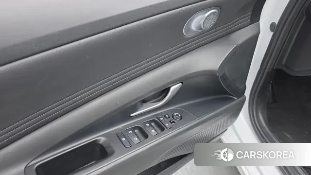 Hyundai The New Avante (CN7) 2023 Белый из Кореи, фото 5