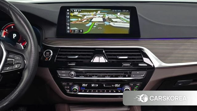 BMW 5 Series (G30) 2018 Черный из Кореи, фото 5