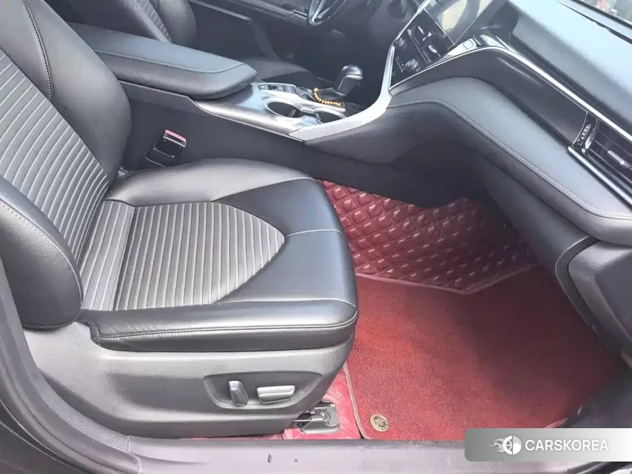 Toyota Camry 2023 Черный из Китая, фото 5
