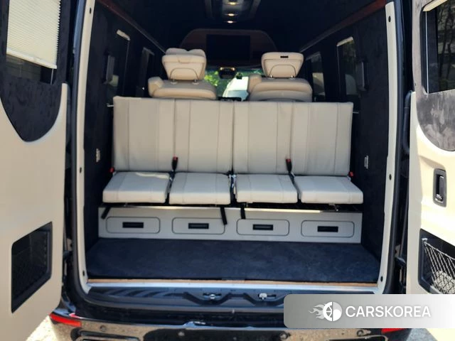 Mercedes-Benz Sprinter 2023 Черный из Кореи, фото 5
