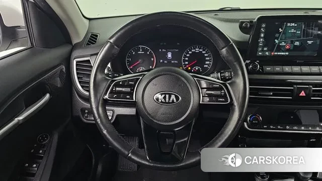 Kia Seltos 2021 Белый из Кореи, фото 5