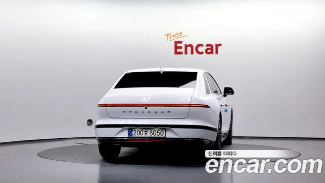 Hyundai Grandeur (GN7) id 2682888 из Кореи 5