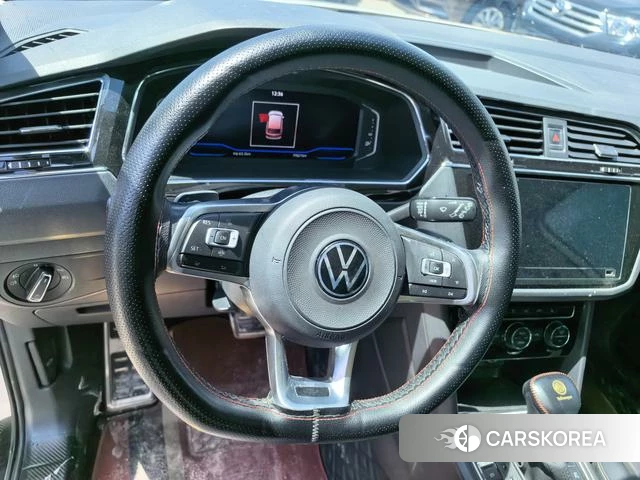 Volkswagen Tiguan L 2021 Белый из Китая, фото 5