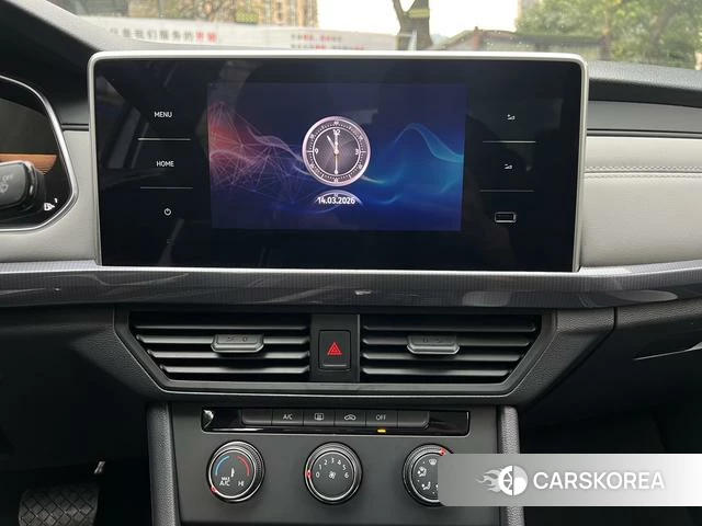 Volkswagen Bora 2024 Белый из Китая, фото 5