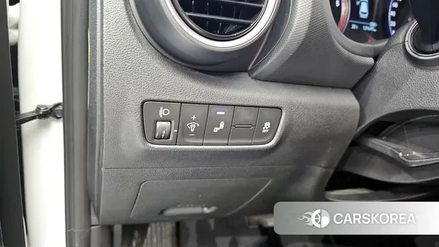 Hyundai Kona 2018 Белый из Кореи, фото 5