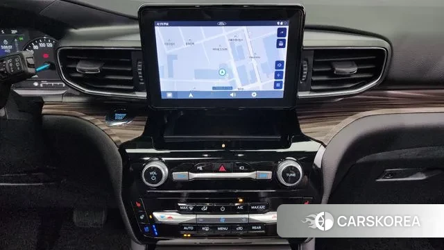 Ford Explorer 6th Generation 2023 Белый из Кореи, фото 5