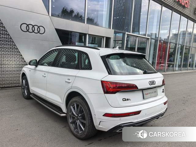 Audi Q5L 2023 Белый из Китая, фото 5