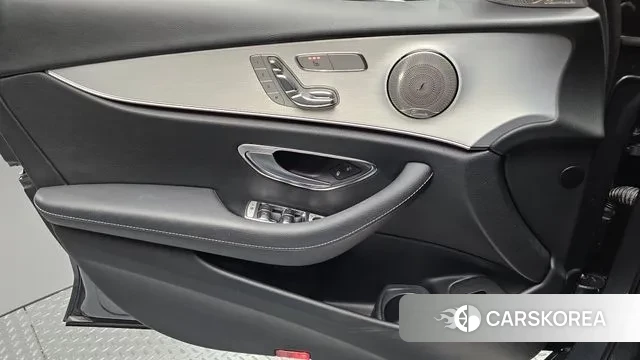 Mercedes-Benz E-Class W213 2020 Серый из Кореи, фото 5