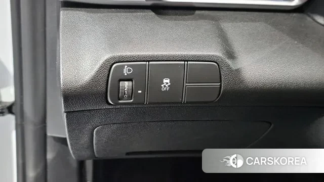 Hyundai The New Avante (CN7) 2024 Белый из Кореи, фото 5