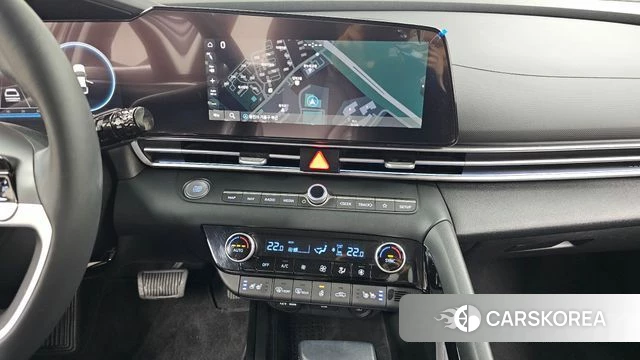 Hyundai Avante Hybrid (CN7) 2023 Белый из Кореи, фото 5