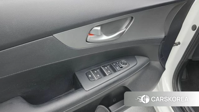 Kia Come New K3 2019 Белый из Кореи, фото 5