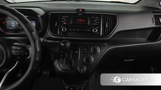 Kia The New Kia Ray 2023 Белый из Кореи, фото 5